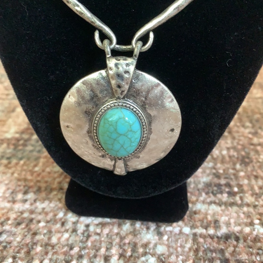 Necklace+Earring set - Picture 2 of 4